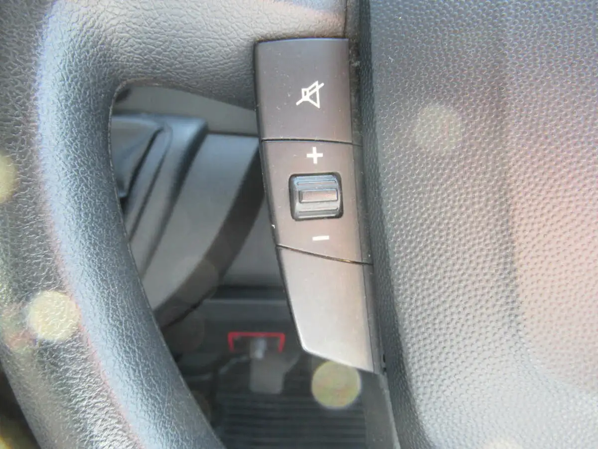 2019-peugeot-boxer-20-bluehdi-335-l4-luton-bfb-big-20