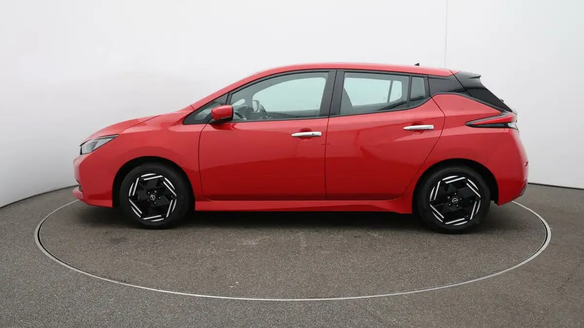 2022-nissan-leaf-e-acenta-39kwh-big-54