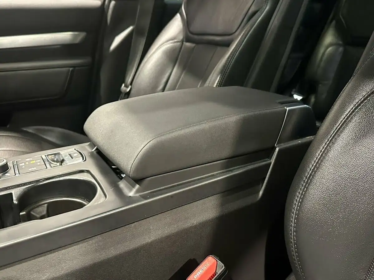 2020-land-rover-discovery-30-sd6-landmark-big-61