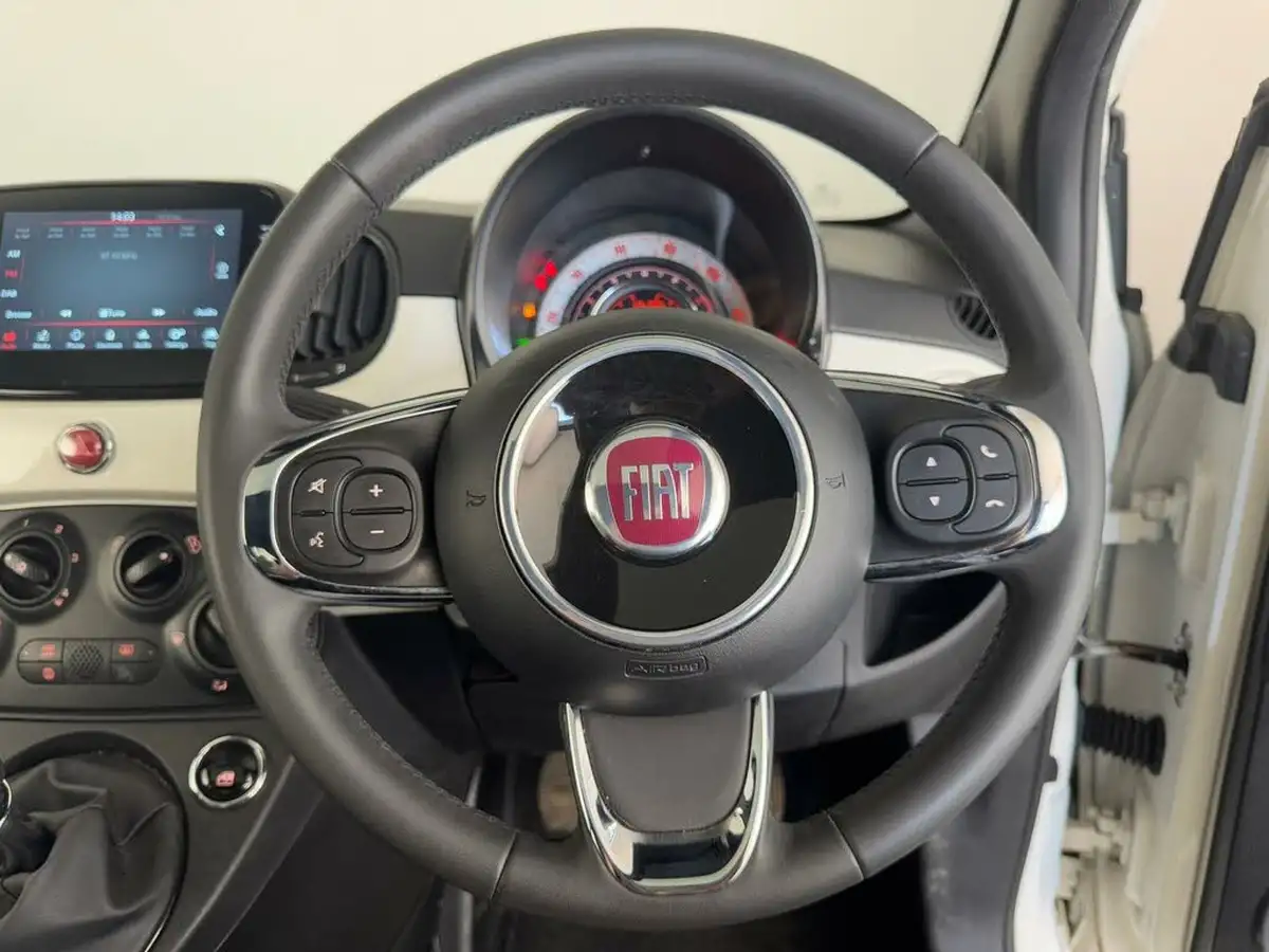 2022-fiat-500-10-dolcevita-big-17