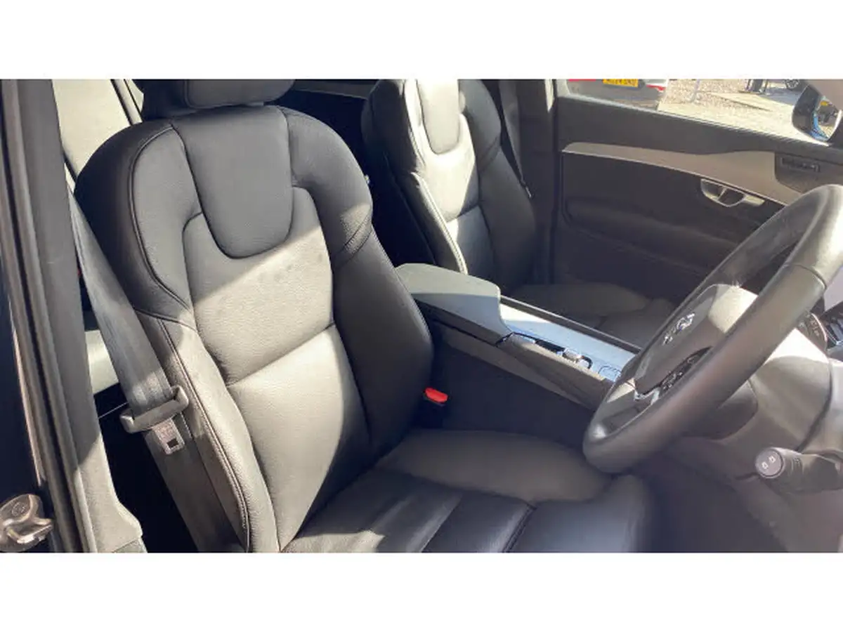 2024-volvo-xc90-20-t8-plus-big-8
