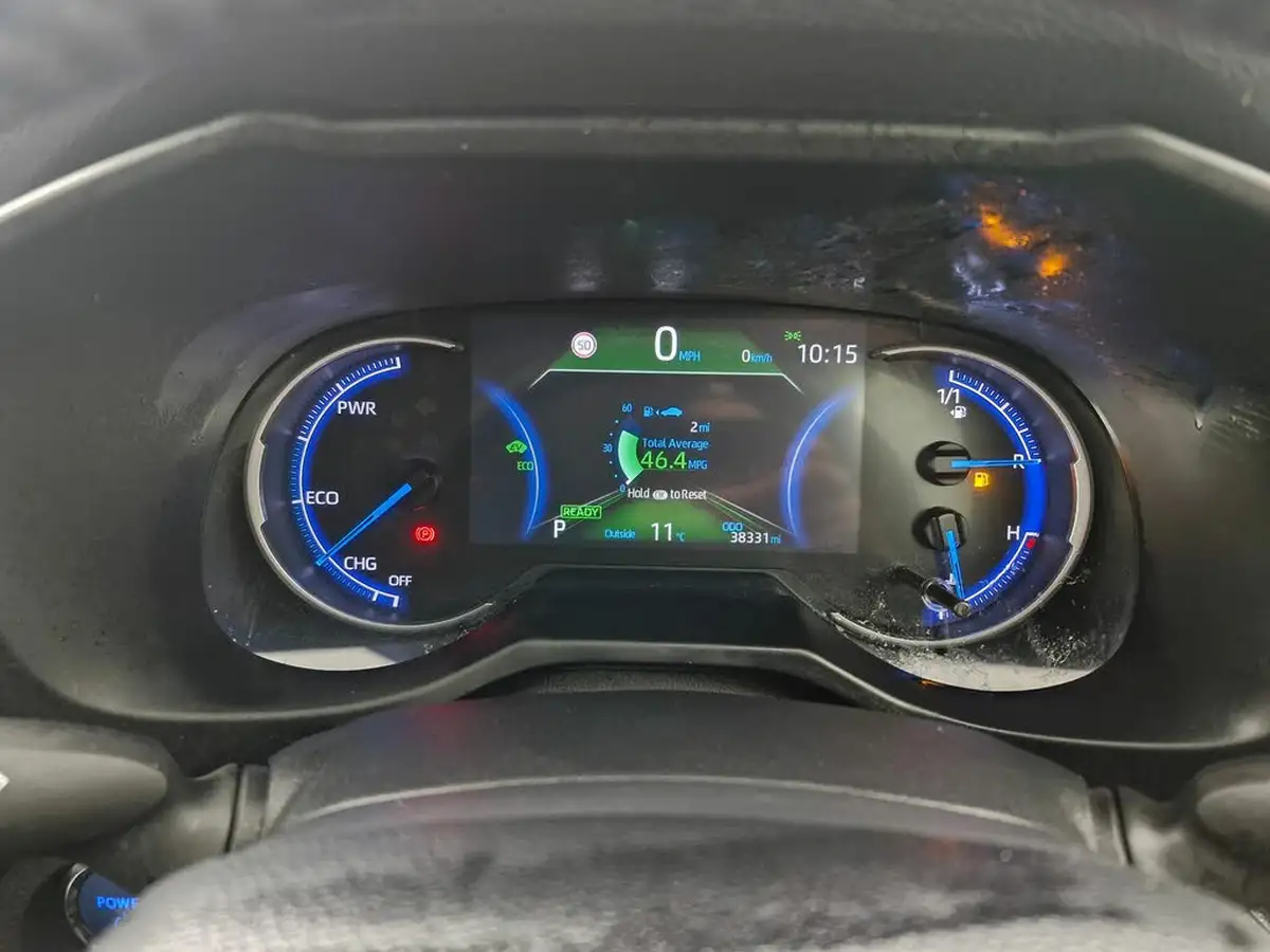 2021-toyota-rav4-25-vvt-i-design-215bhp-big-26