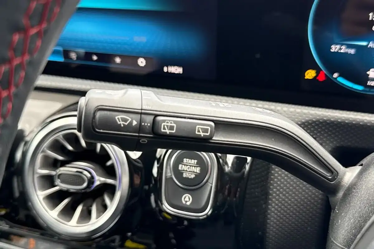 2023-mercedes-benz-a-class-13-a180-amg-line-executive-hatchback-5d-7g-dct-big-30