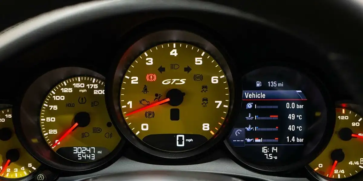 2018-porsche-911-30-carrera-gts-coupe-big-31