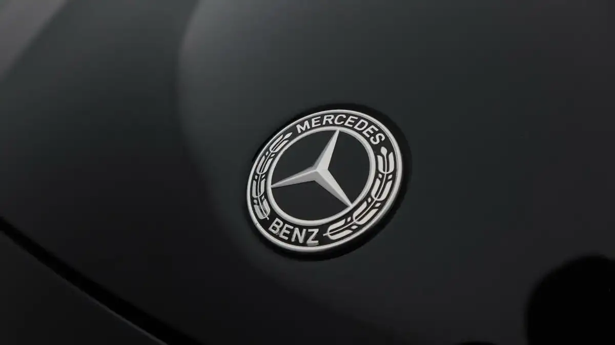2021-mercedes-benz-gla-class-13-gla-180-amg-line-executive-1332cc-big-20
