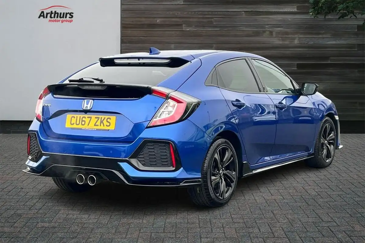 2017-honda-civic-15-vtec-turbo-sport-ss-big-2
