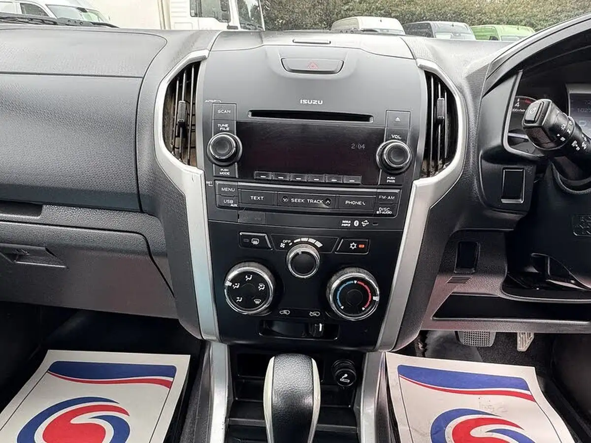 2017-isuzu-d-max-25td-yukon-huntsman-auto-big-12