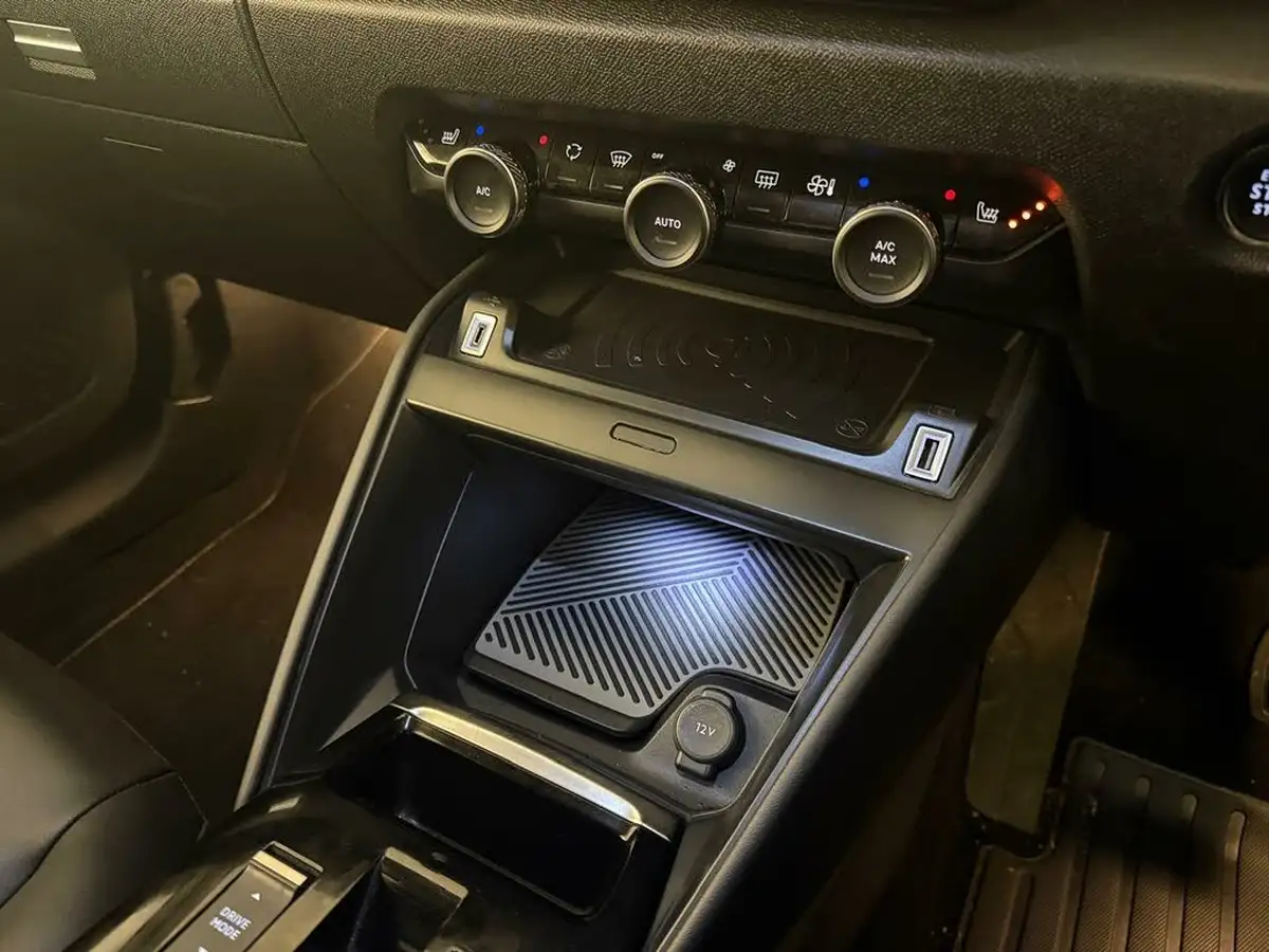 2021-citroen-c4-12-puretech-shine-plus-130ps-big-31