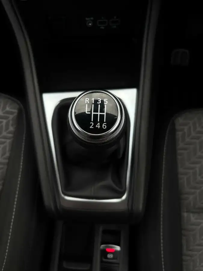 2022-renault-captur-10-tce-se-limited-big-26