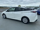 2017-toyota-prius-small-9