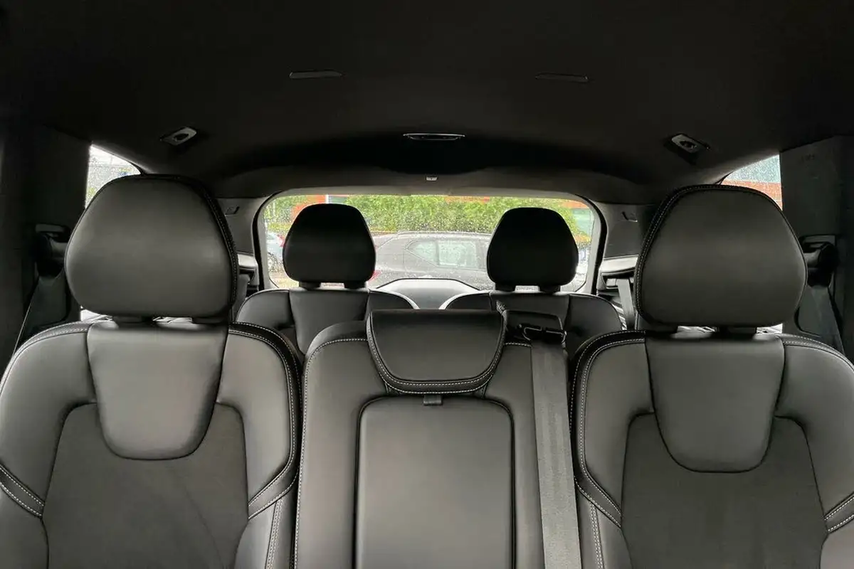 2022-volvo-xc90-20-t8-r-design-455bhp-big-44