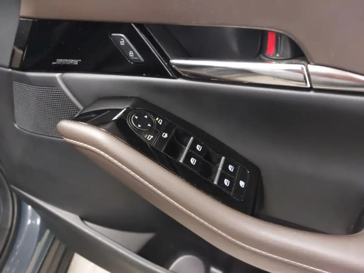 2022-mazda-cx-30-20-e-skyactiv-g-gt-sport-tech-big-11