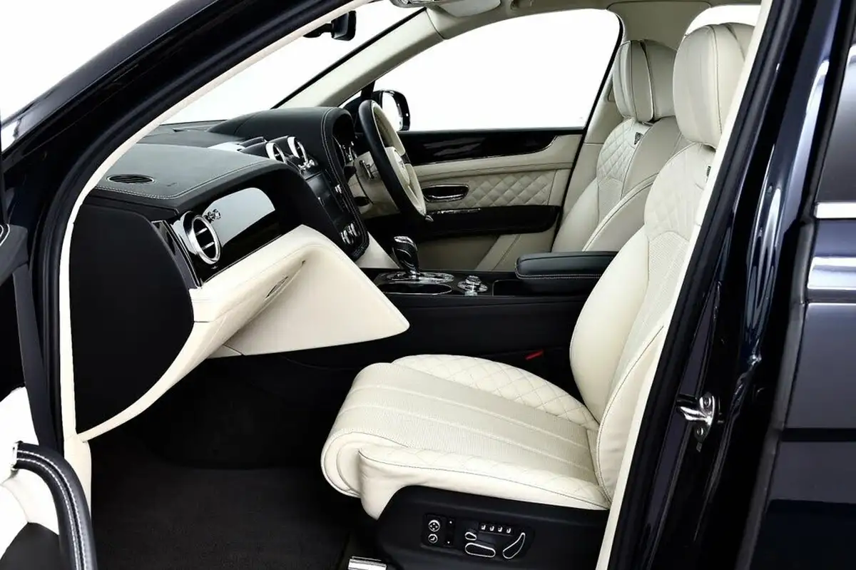 2019-bentley-bentayga-40-v8-big-1