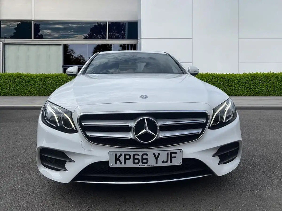 2016-mercedes-benz-e-class-20d-e220d-amg-line-ss-saloon-4d-big-1