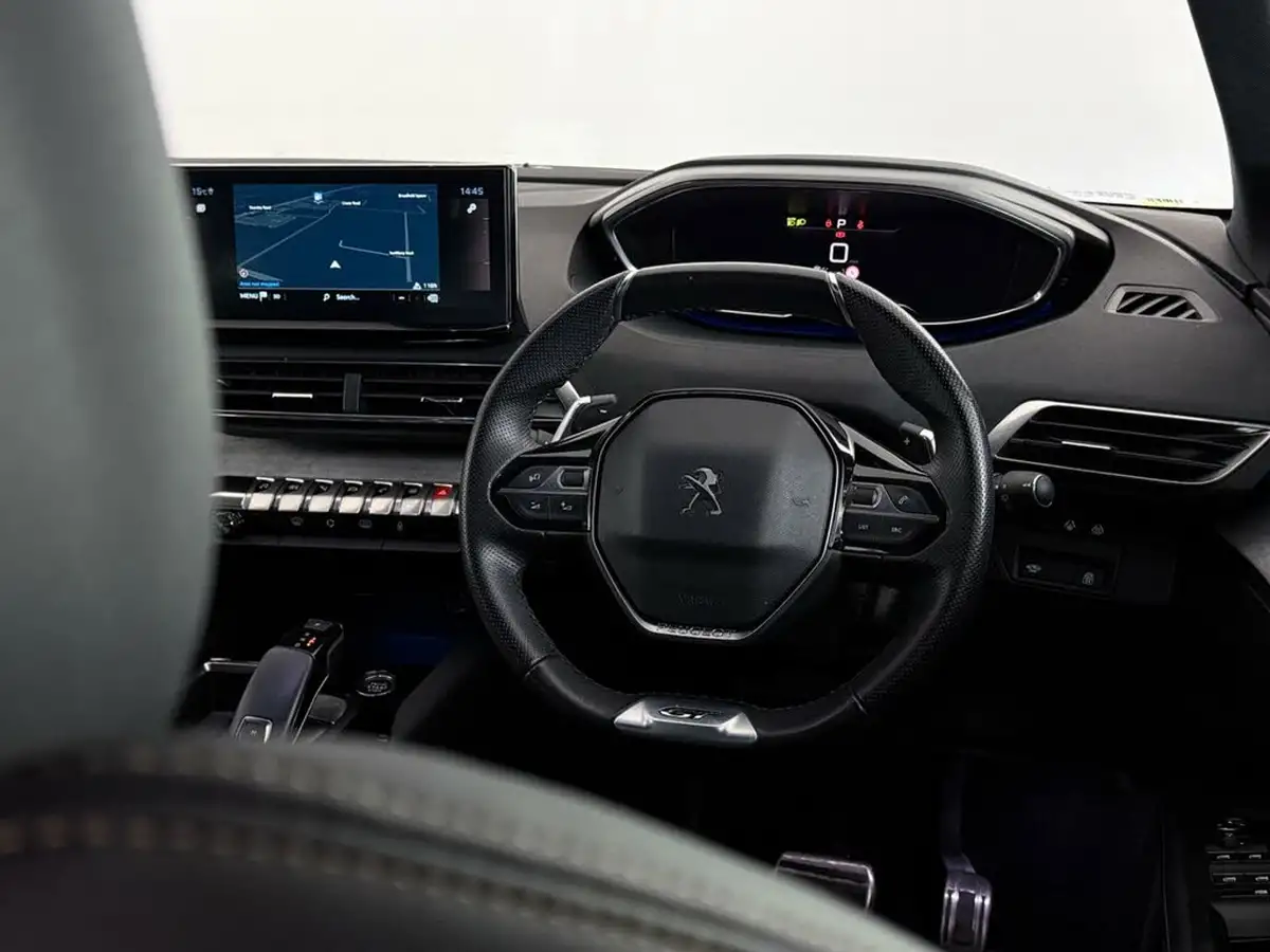 2022-peugeot-3008-suv-12-puretech-gt-eat8-big-18