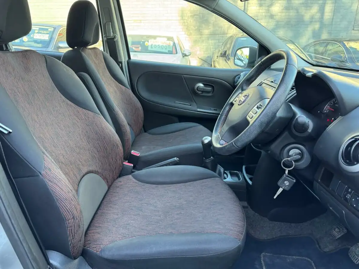 2009-nissan-note-14-acenta-big-18
