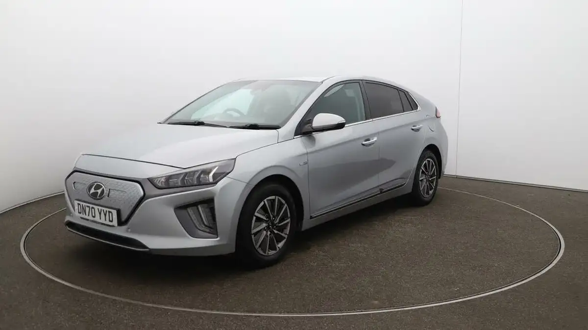 2020-hyundai-ioniq-e-premium-se-electric-100kw-big-70