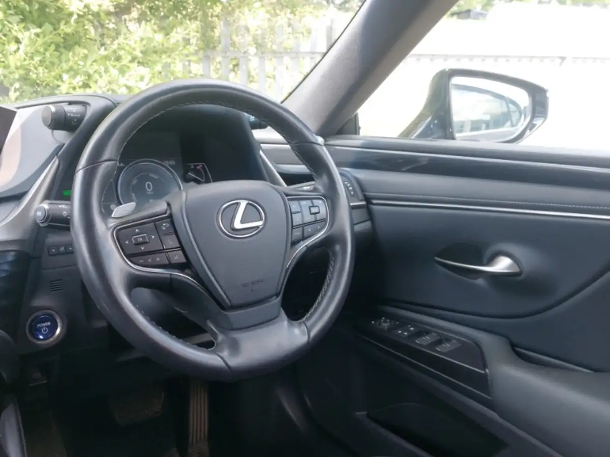 2021-lexus-es-300h-25-es-218bhp-without-navigation-big-9
