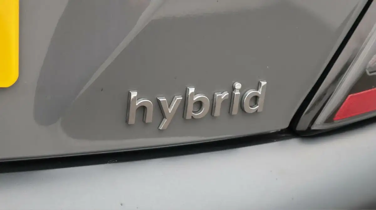 2023-hyundai-kona-16-gdi-ultimate-big-25