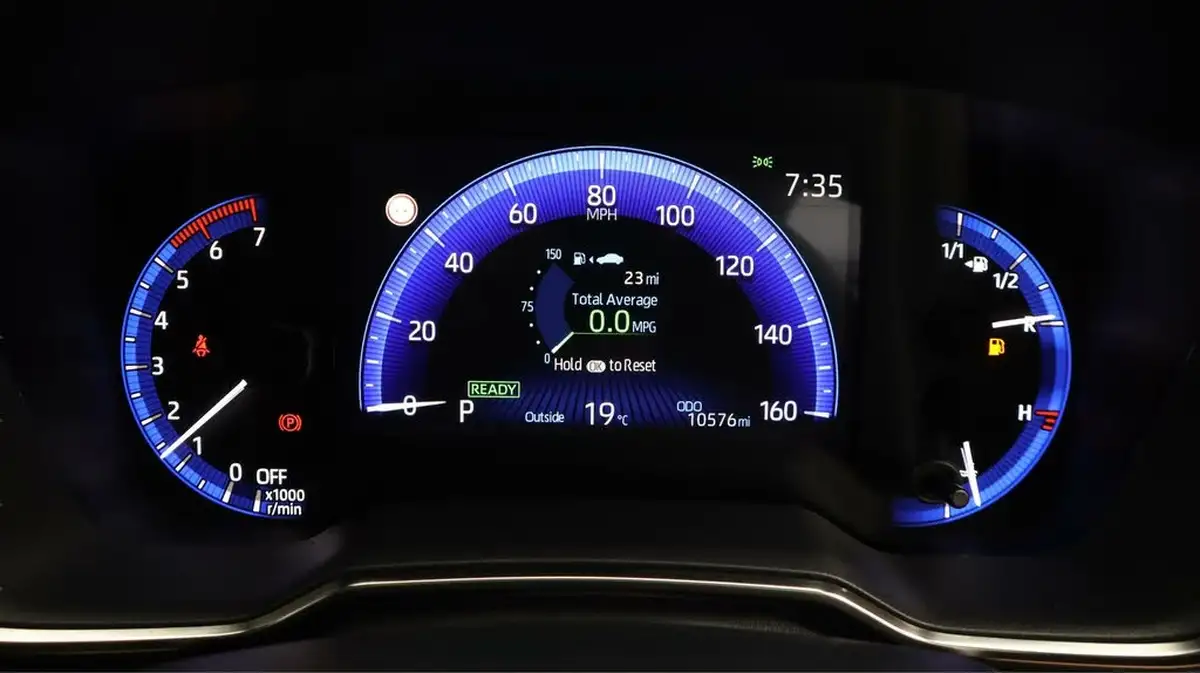 2023-toyota-corolla-18-vvt-i-gr-sport-138bhp-touring-sports-big-10