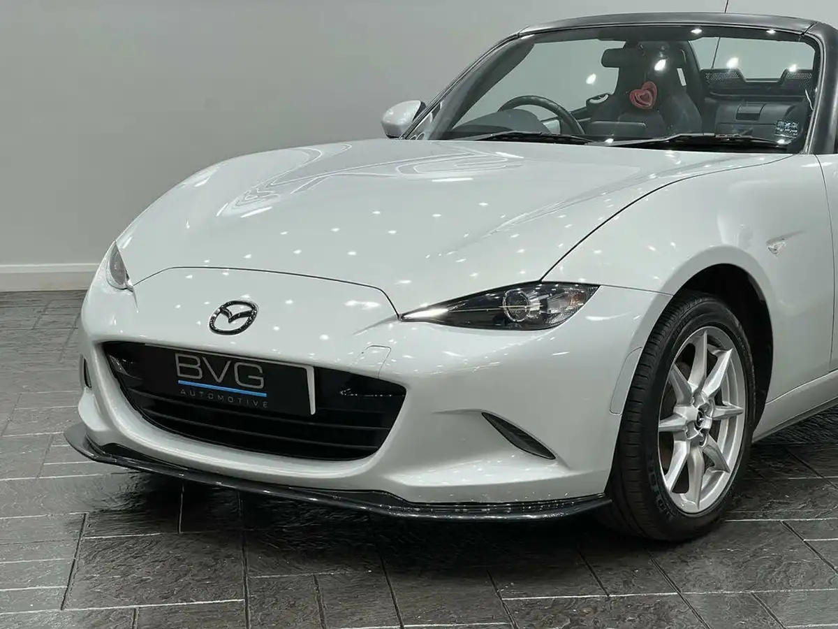 2015-mazda-mx-5-15-se-l-nav-big-18