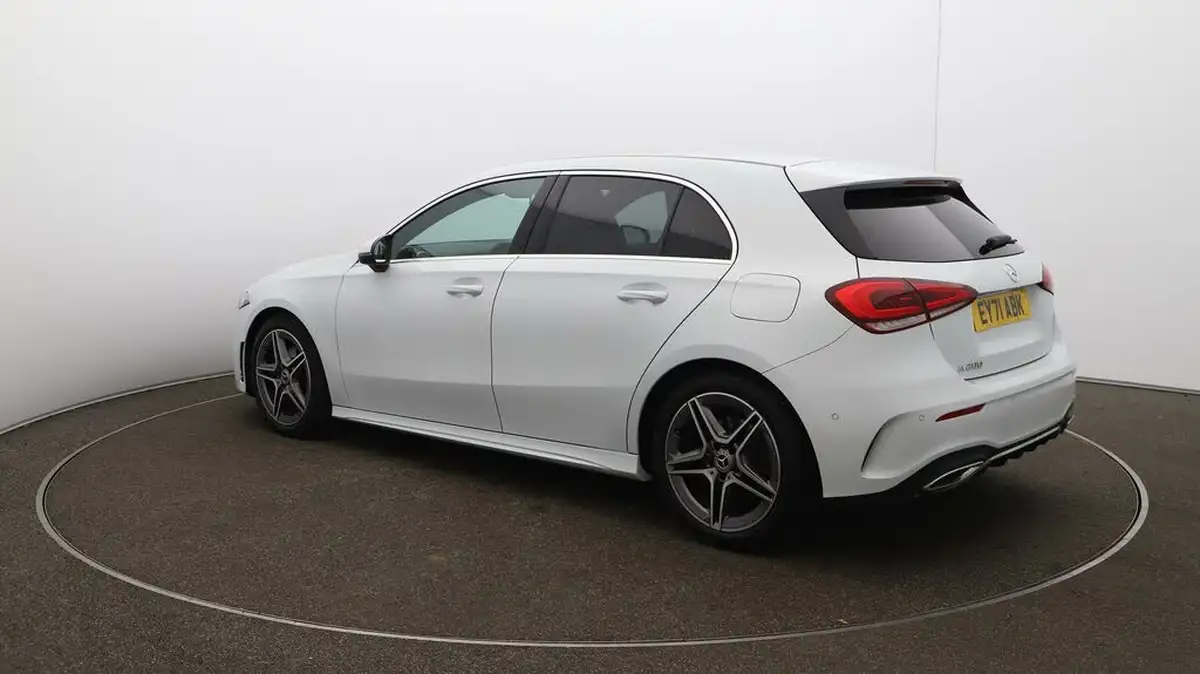 2021-mercedes-benz-a-class-13-a200-amg-line-executive-hatchback-5d-7g-dct-big-5
