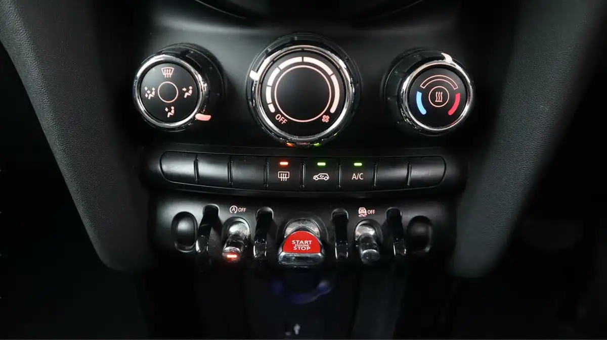 2022-mini-cooper-15-cooper-classic-hatchback-3d-auto-big-12