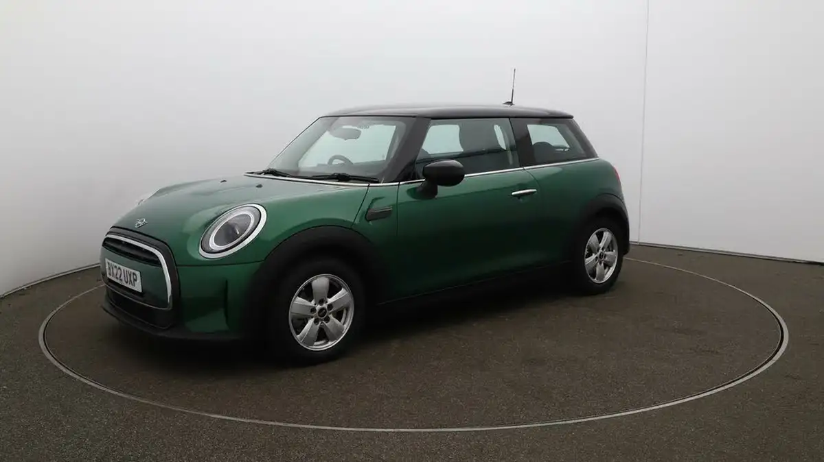 2022-mini-cooper-15-cooper-classic-hatchback-3d-auto-big-64