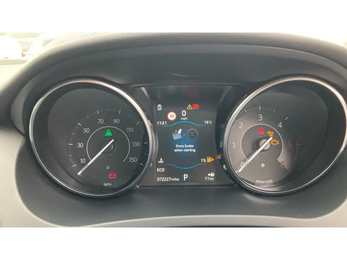 2018-jaguar-e-pace-20-i4d-r-dynamic-se-180ps-ss-big-17