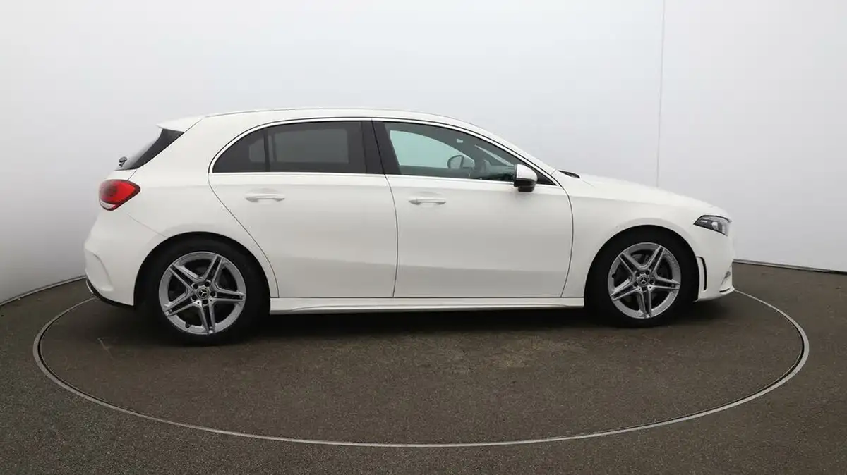 2020-mercedes-benz-a-class-20d-a220d-amg-line-hatchback-5d-big-8