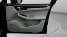 2021-porsche-macan-20-245ps-small-15