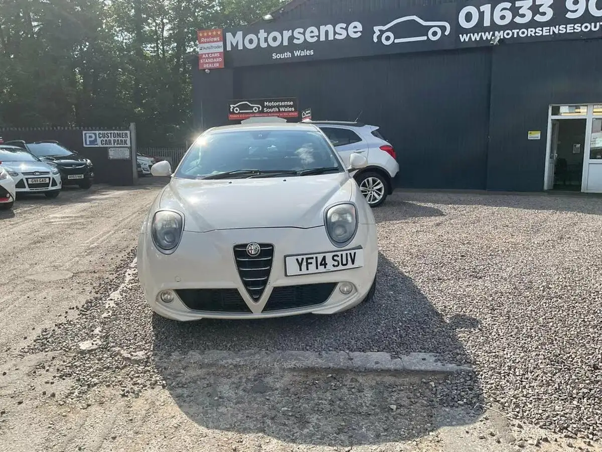 2014-alfa-romeo-mito-13jtdm-2-sprint-big-38