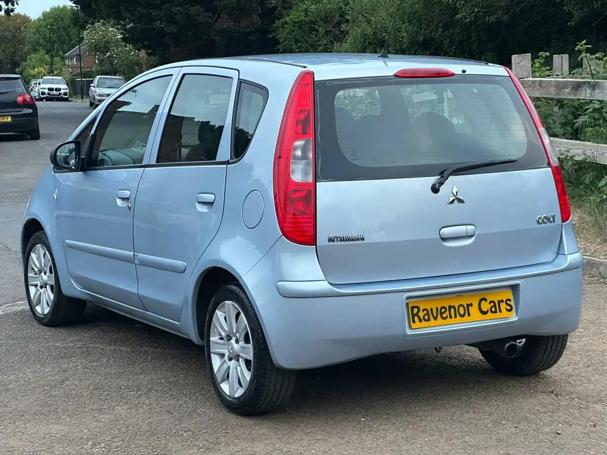 2007-mitsubishi-colt-15td-cz2-amt-big-1