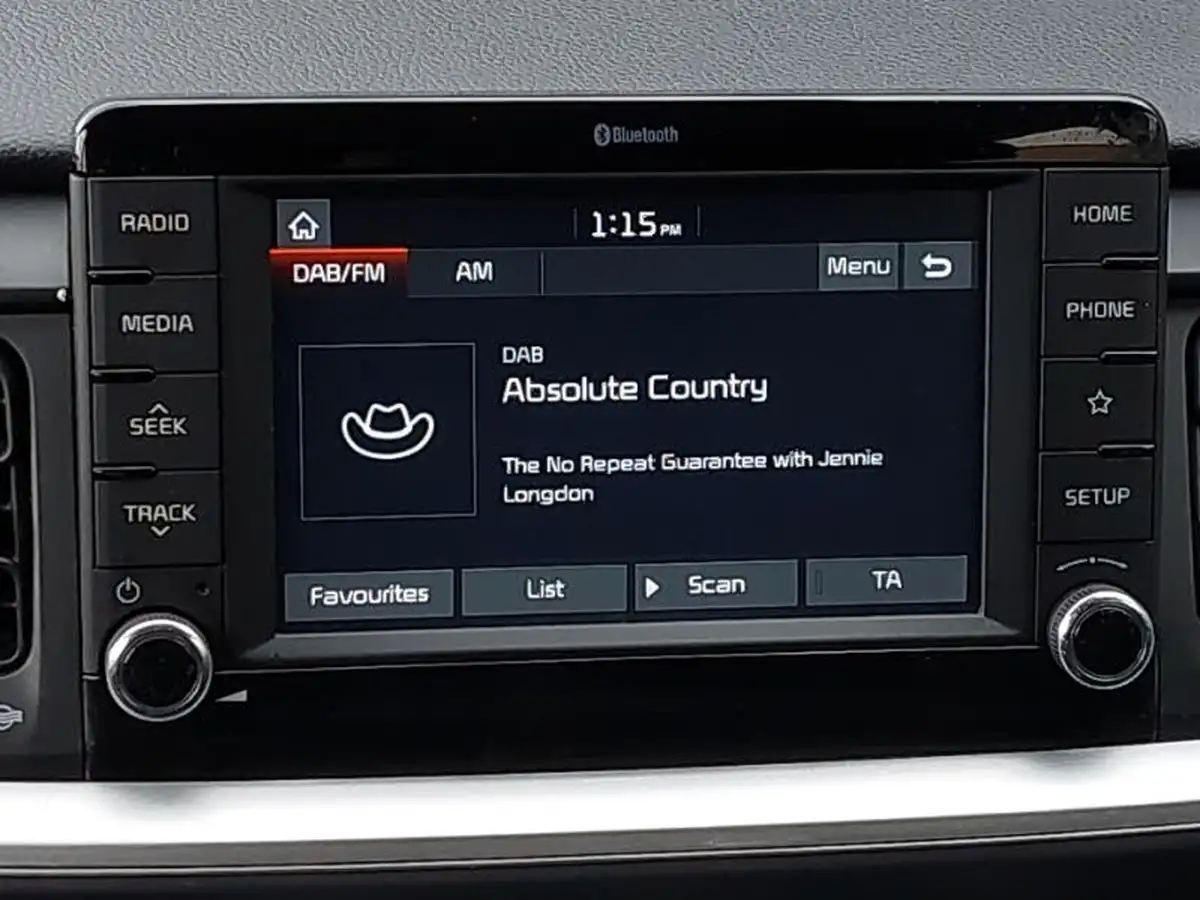 2018-kia-stonic-10-t-gdi-2-big-9