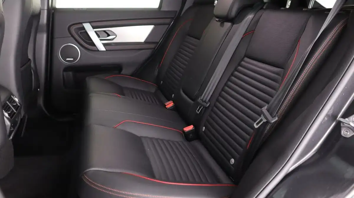 2022-land-rover-discovery-sport-20-d200-r-dynamic-se-big-16