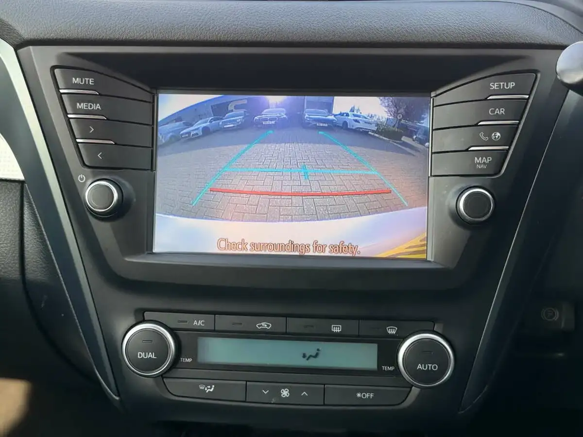 2016-toyota-avensis-18-v-matic-business-edition-touring-sports-5d-cvt-big-39
