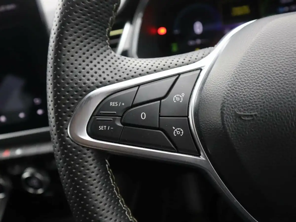 2023-renault-captur-16-e-tech-engineered-145ps-full-big-31