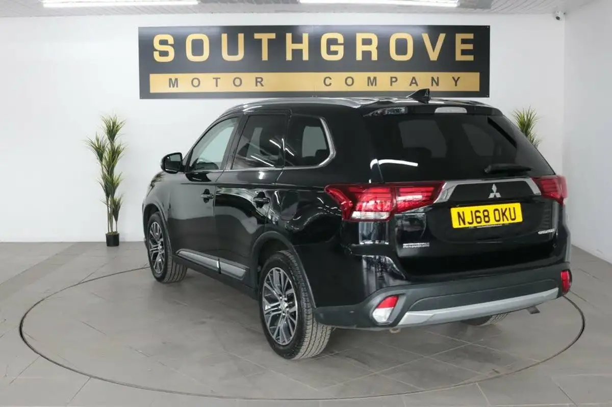 2018-mitsubishi-outlander-22di-d-4-leather-big-4