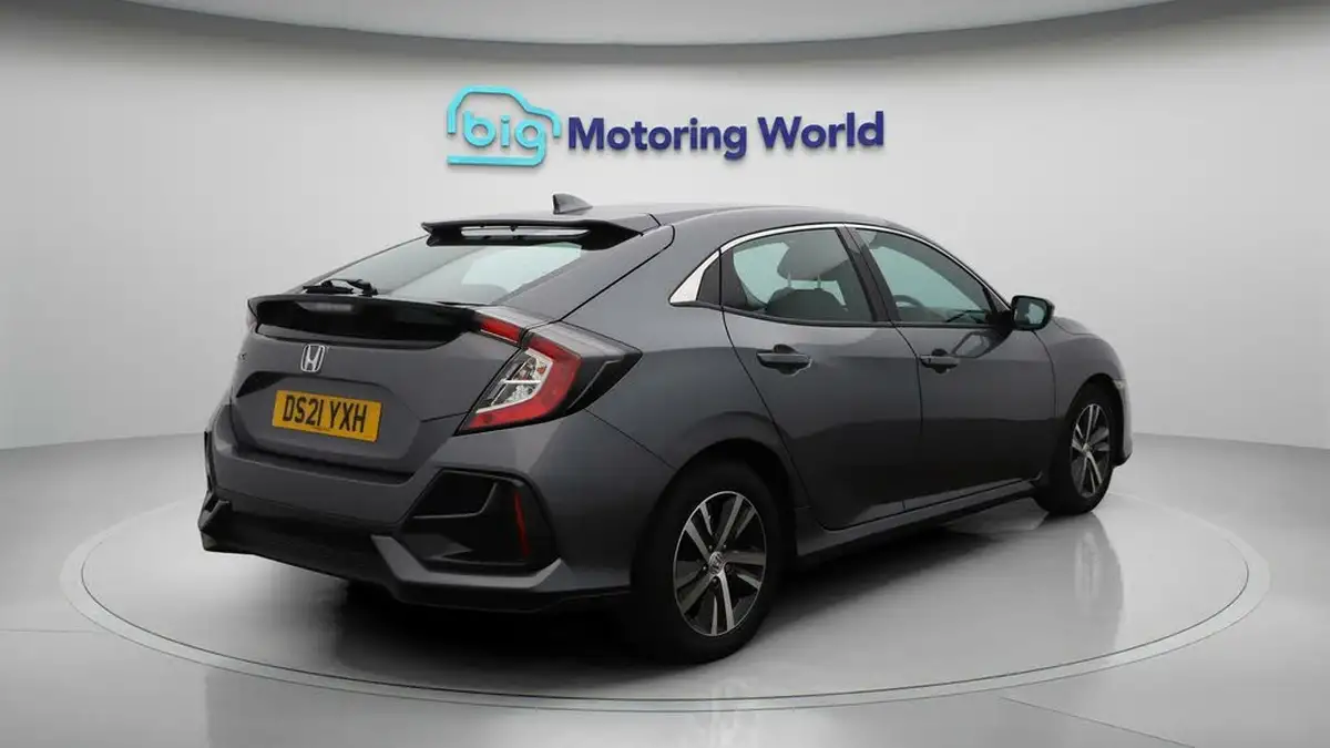 2021-honda-civic-10-vtec-turbo-se-hatchback-5d-big-7