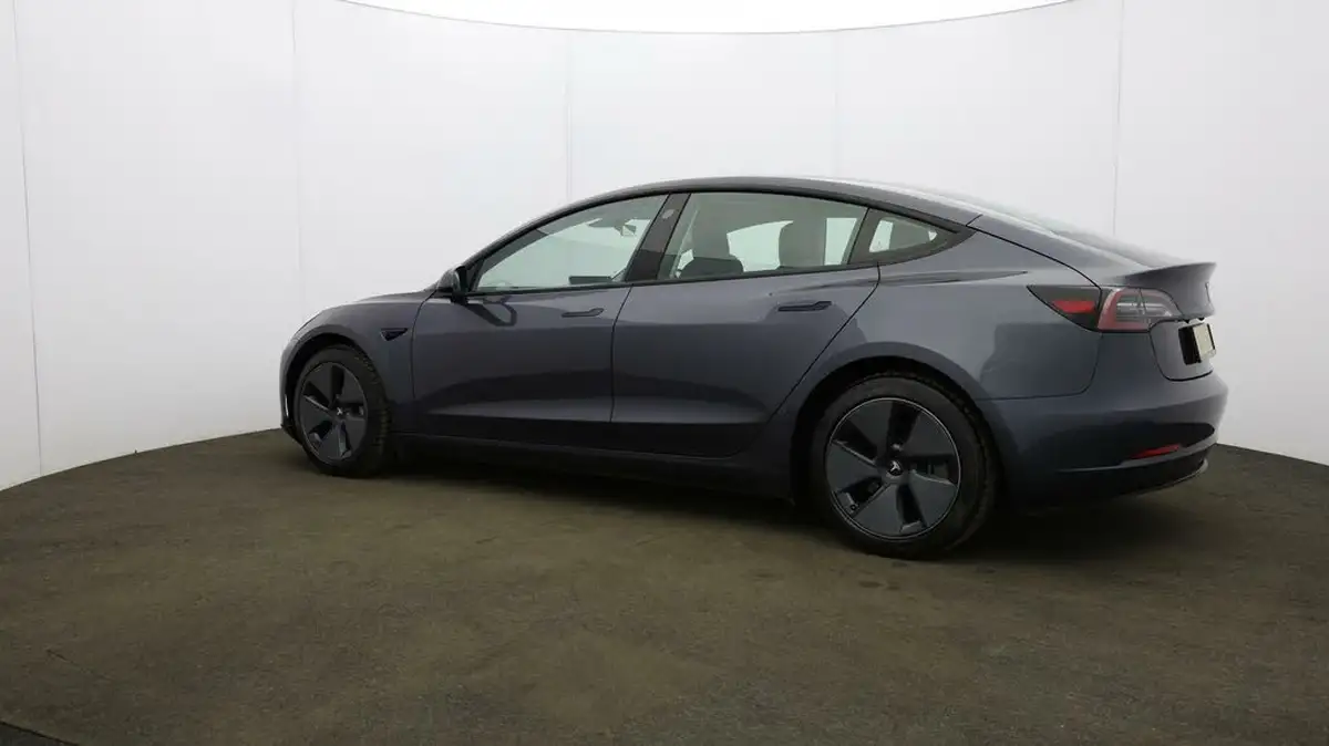 2021-tesla-model-3-e-standard-plus-big-63