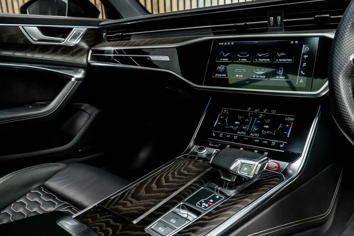 2020-audi-rs6-avant-40-tfsi-vorsprung-big-24