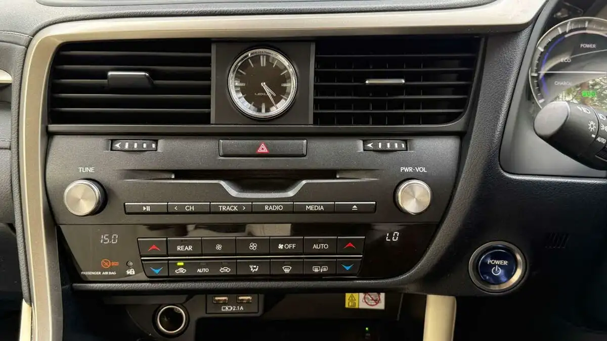 2020-lexus-rx-450h-l-35-rx-l-4wd-big-46