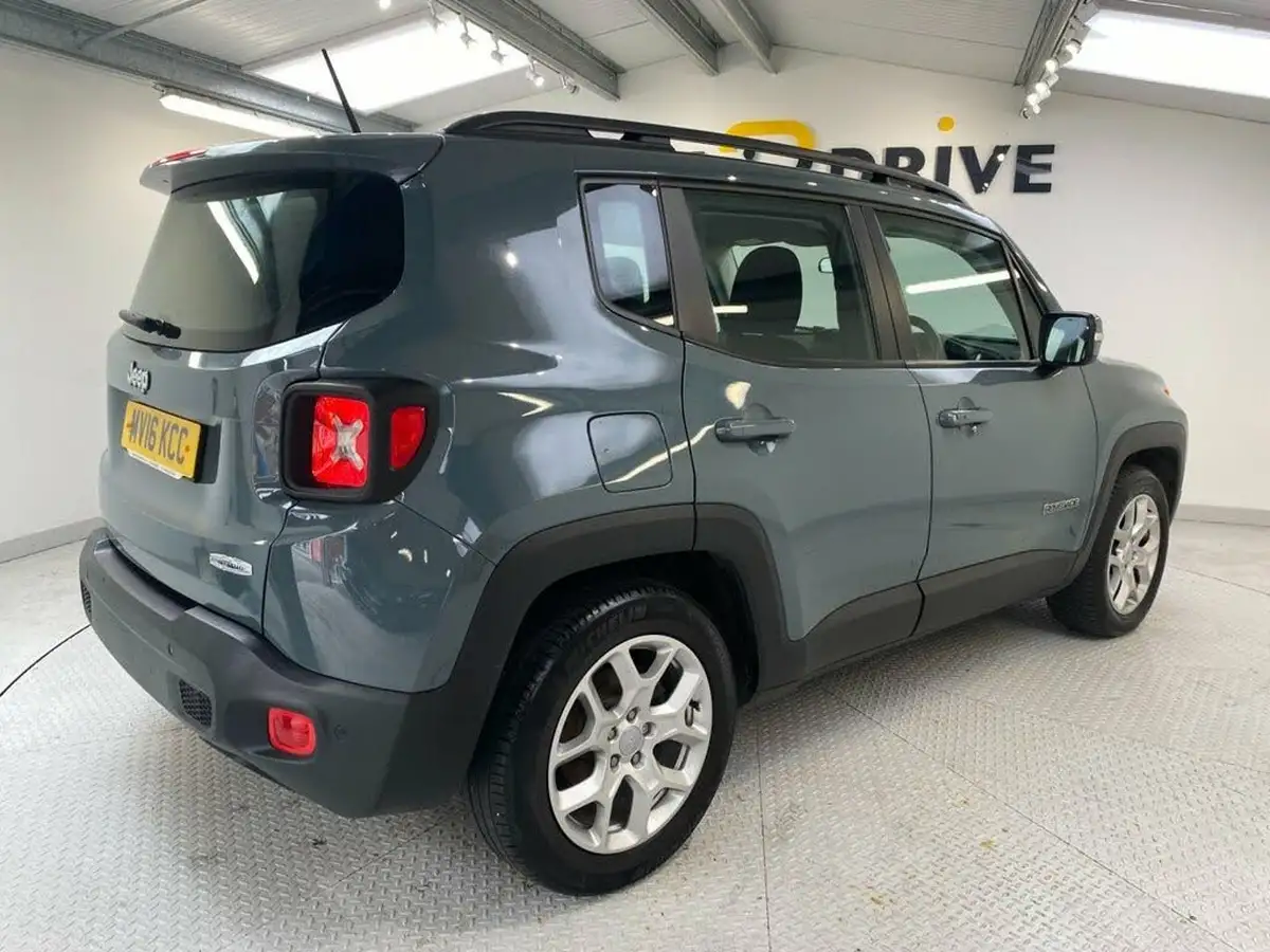 2016-jeep-renegade-16-multijet-ii-longitude-ss-big-4