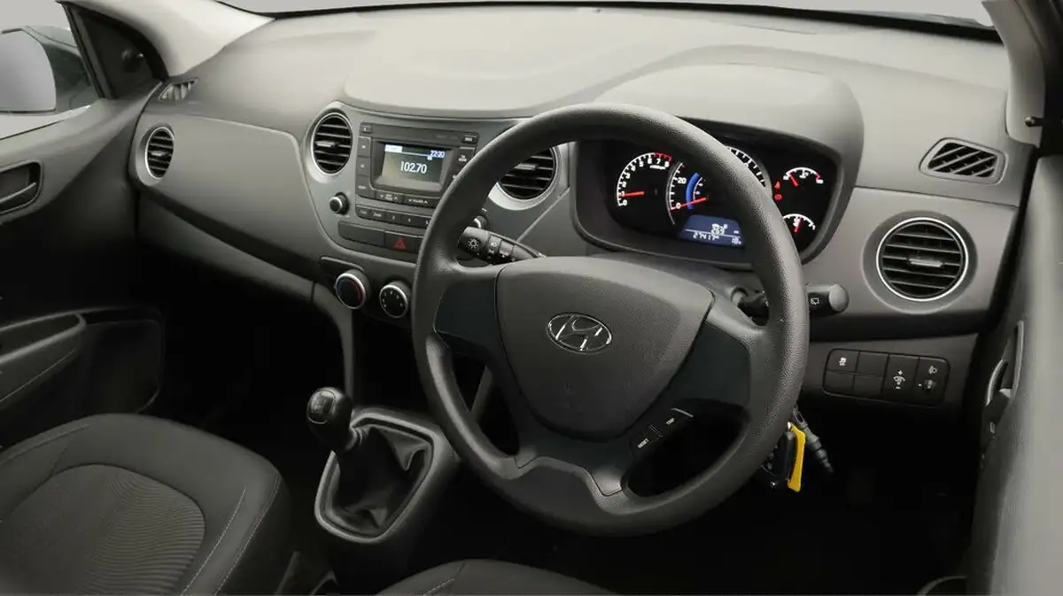 2019-hyundai-i10-10-s-big-9