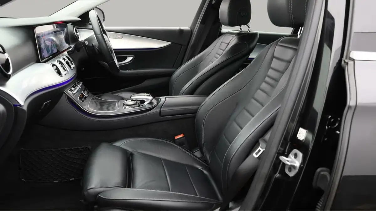 2019-mercedes-benz-e-class-20d-e220d-se-ss-saloon-4d-big-13