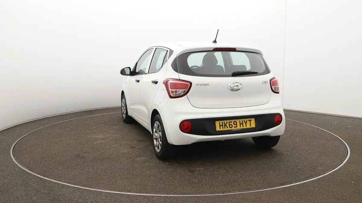 2019-hyundai-i10-10-s-big-57