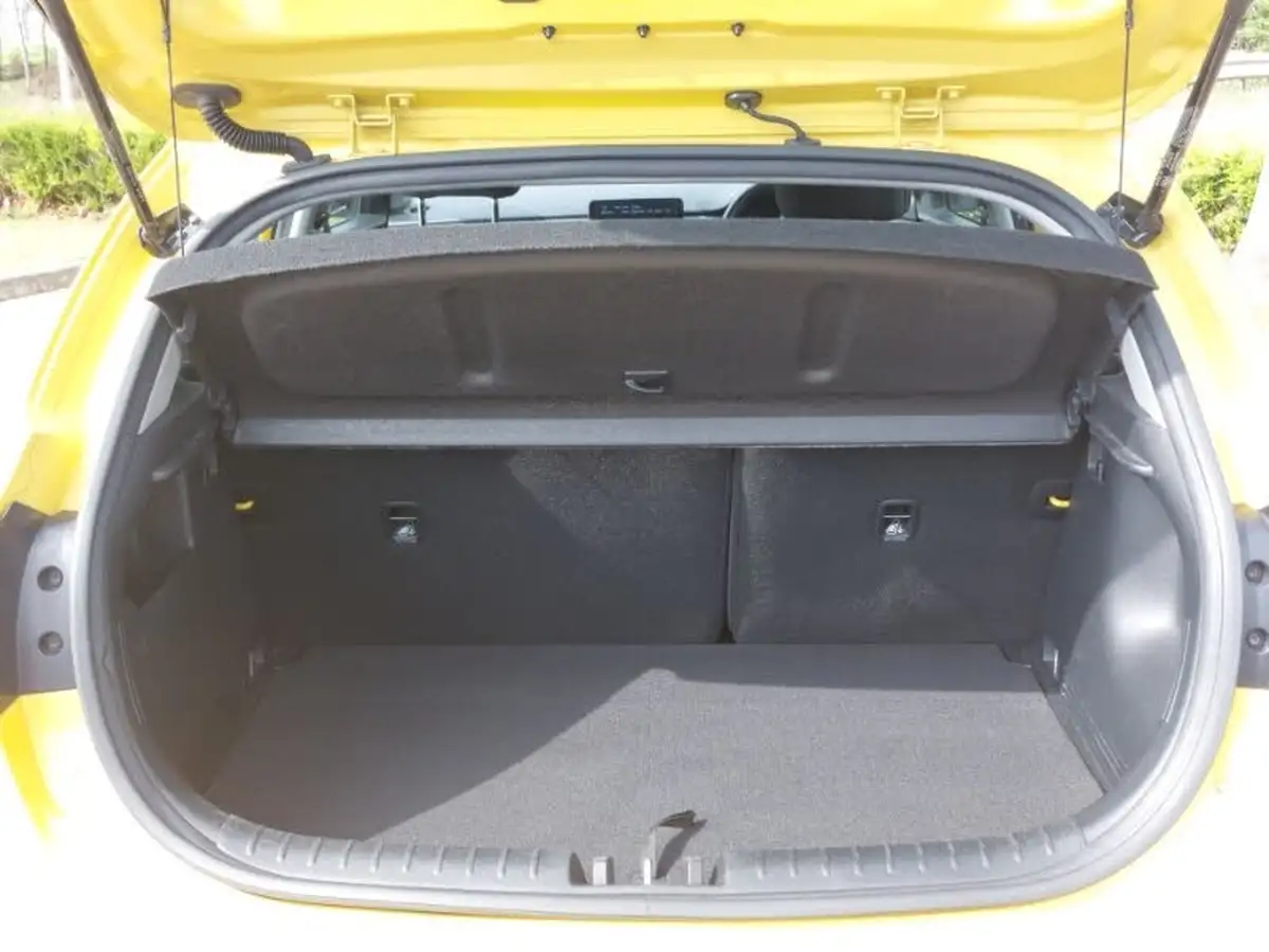 2022-kia-rio-10-t-gdi-2-big-7