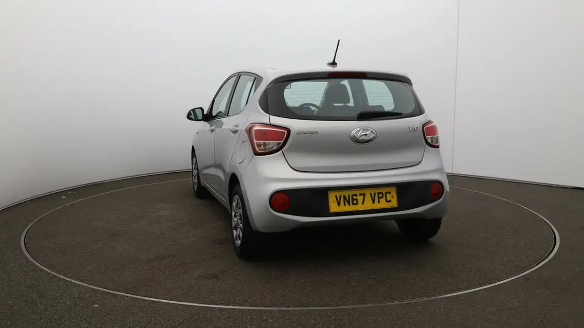 2017-hyundai-i10-12-se-big-59