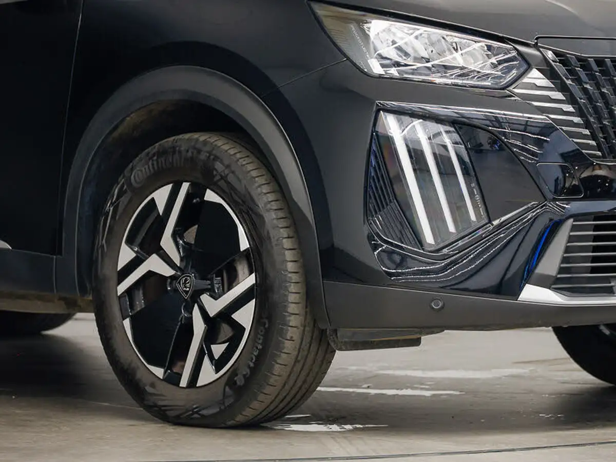 2023-peugeot-2008-suv-12-puretech-allure-eat8-big-8