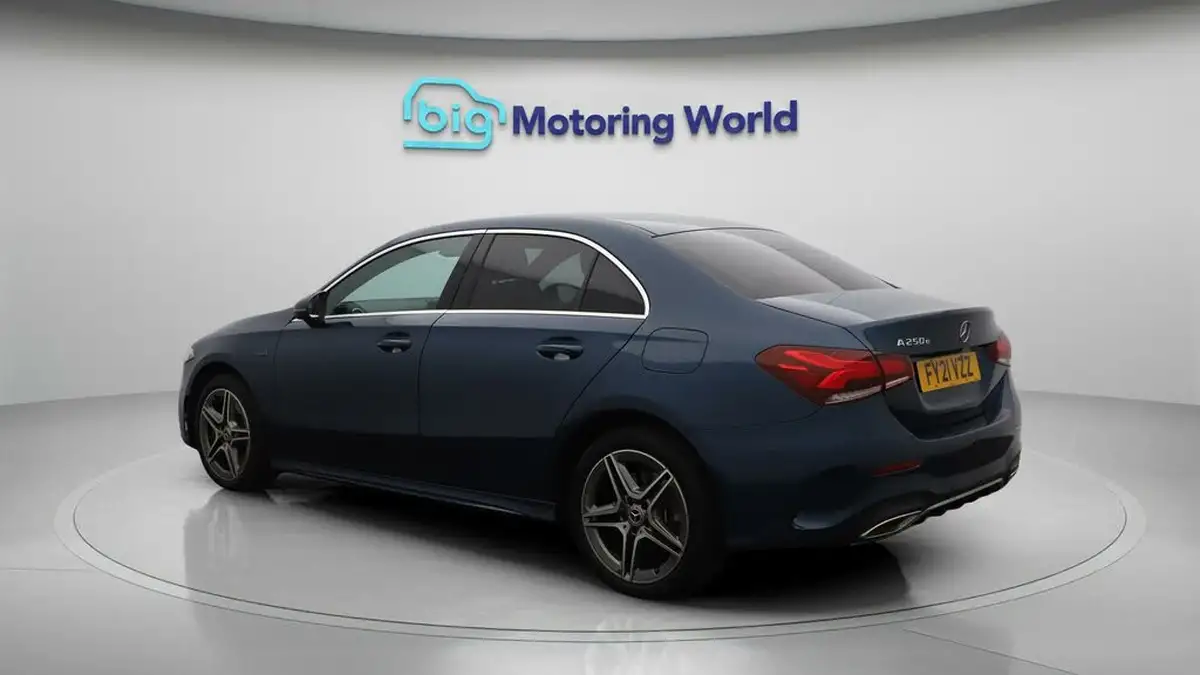 2021-mercedes-benz-a-class-13-a250e-amg-line-executive-saloon-4d-big-5